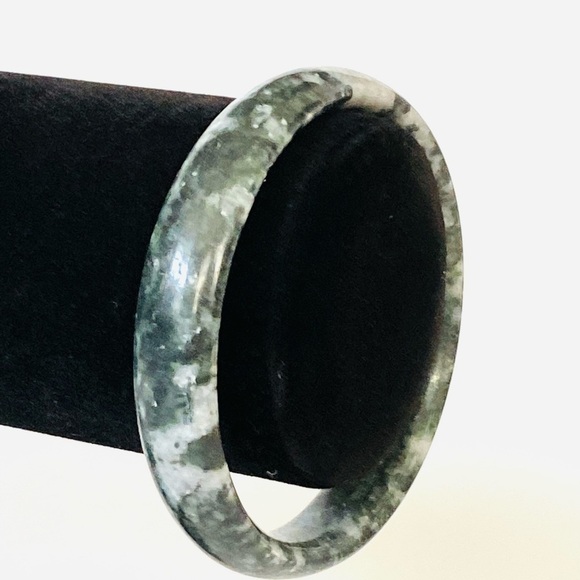 Bangle Natural Stone Nephrite 7” Bracelet - Picture 7 of 9